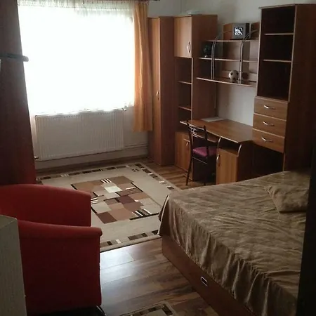Апартаменти Garsoniera Junior